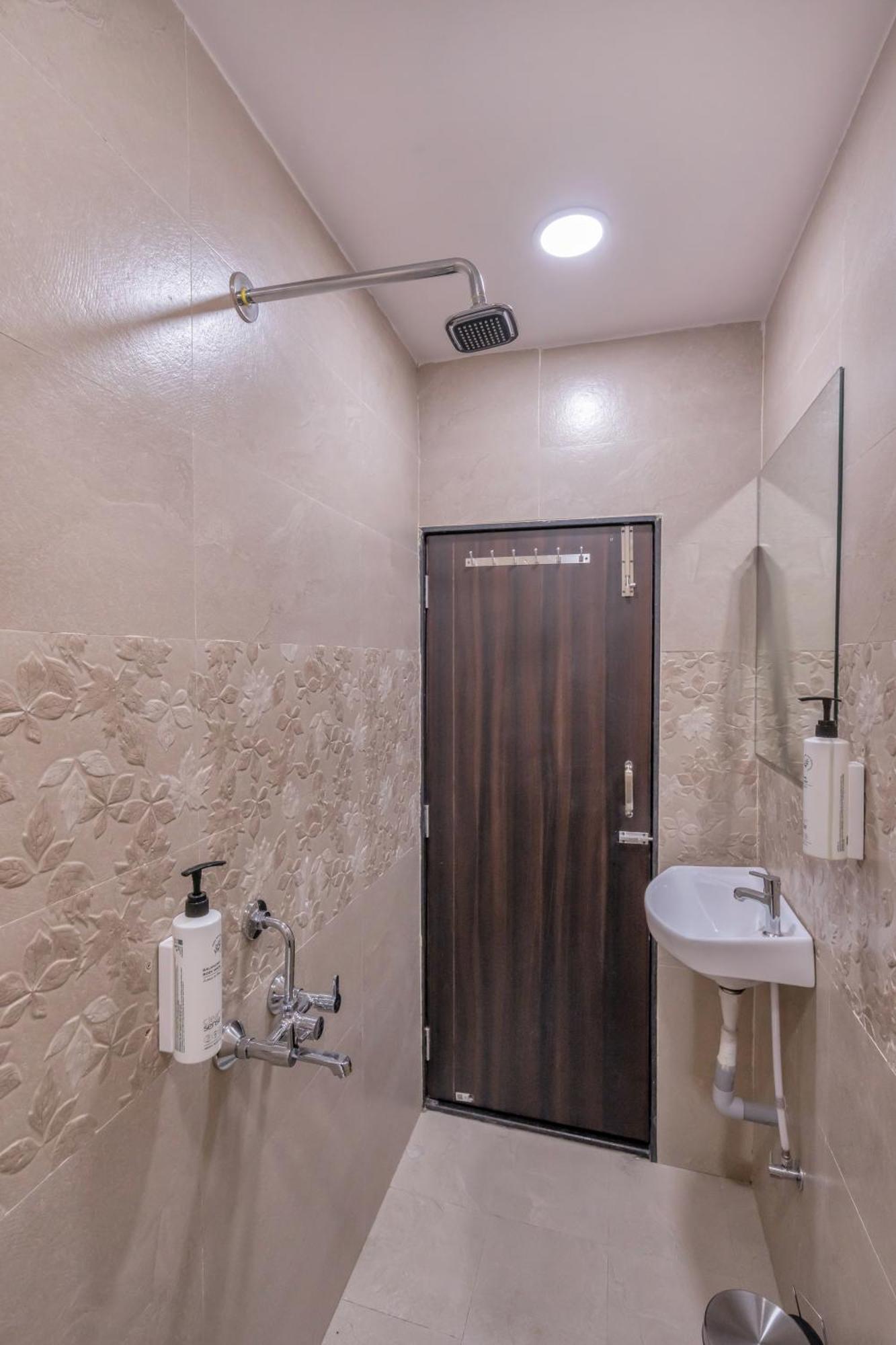 Myspace Hotel Shree Vaibhav Nagpur Esterno foto